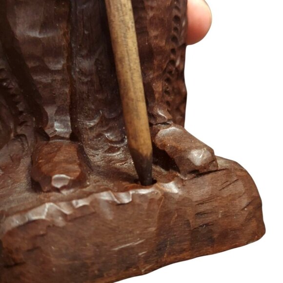 Vintage Red Mill Native American Chief Pecan Shell Resin Composite Figurine - Picture 8 of 9